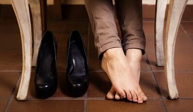 The cause of the fungus between the toes